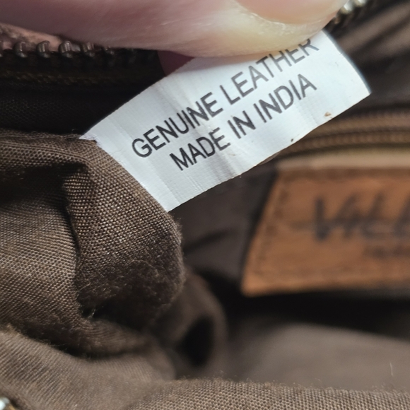 Vilenca Holland Genuine Cognac Brown Leather Crossbody Bay Purse Boho Chic - Picture 13 of 14